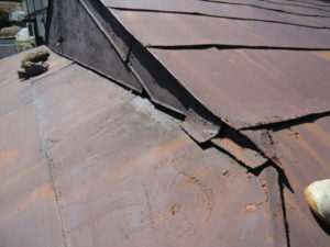 雨漏り修理（屋根の重ね葺き）　富士見町